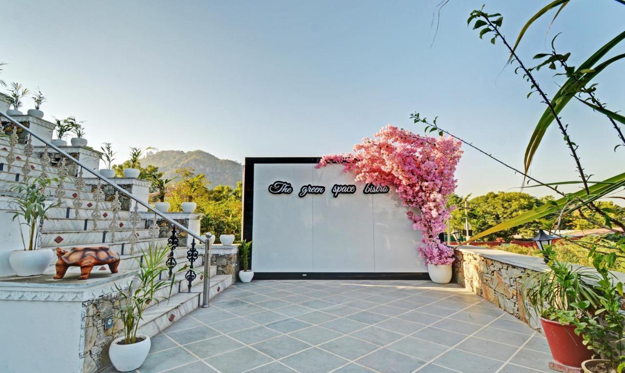 Treebo Khakhri Haveli Ξενοδοχείο Ουνταϊπούρ Εξωτερικό φωτογραφία