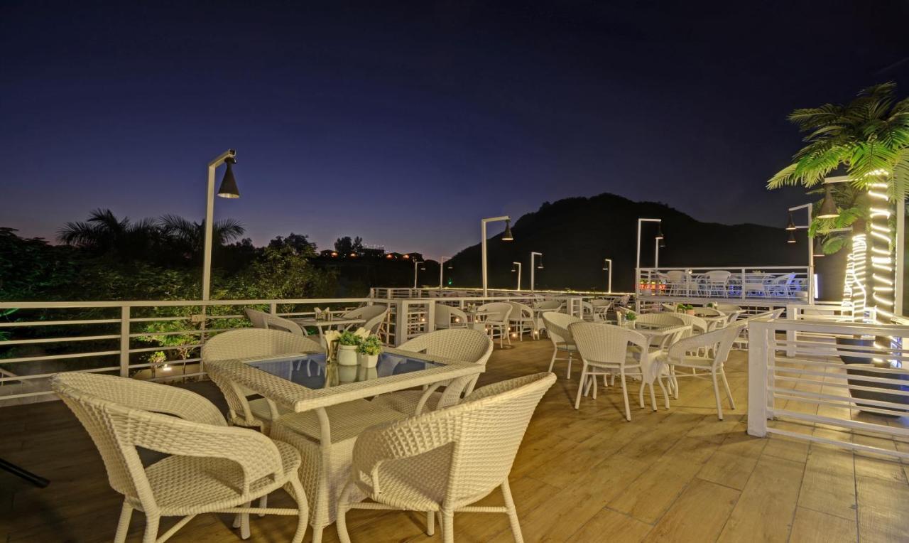 Treebo Khakhri Haveli Ξενοδοχείο Ουνταϊπούρ Εξωτερικό φωτογραφία